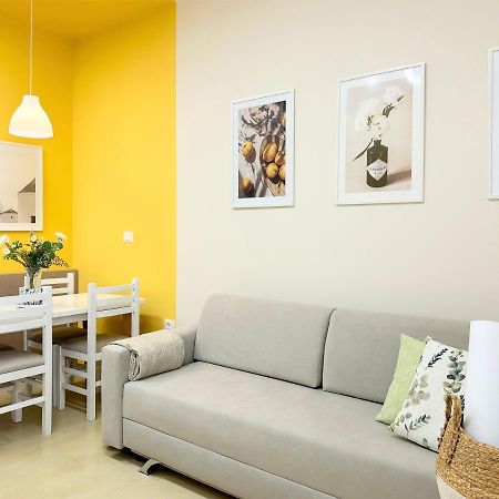 13 Eur For Monthly Stay - Home By The Sea - Hbs ゴーレム エクステリア 写真