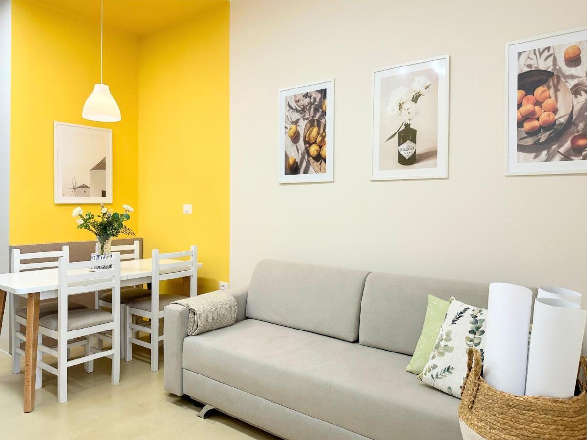13 Eur For Monthly Stay - Home By The Sea - Hbs ゴーレム エクステリア 写真