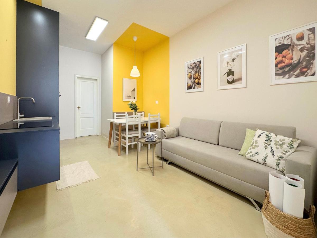13 Eur For Monthly Stay - Home By The Sea - Hbs ゴーレム エクステリア 写真