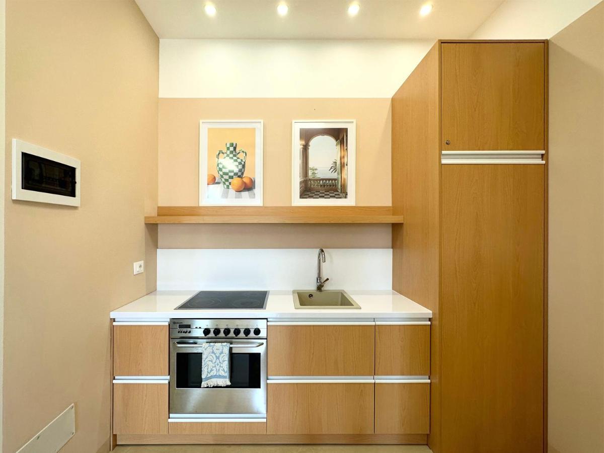 13 Eur For Monthly Stay - Home By The Sea - Hbs ゴーレム エクステリア 写真