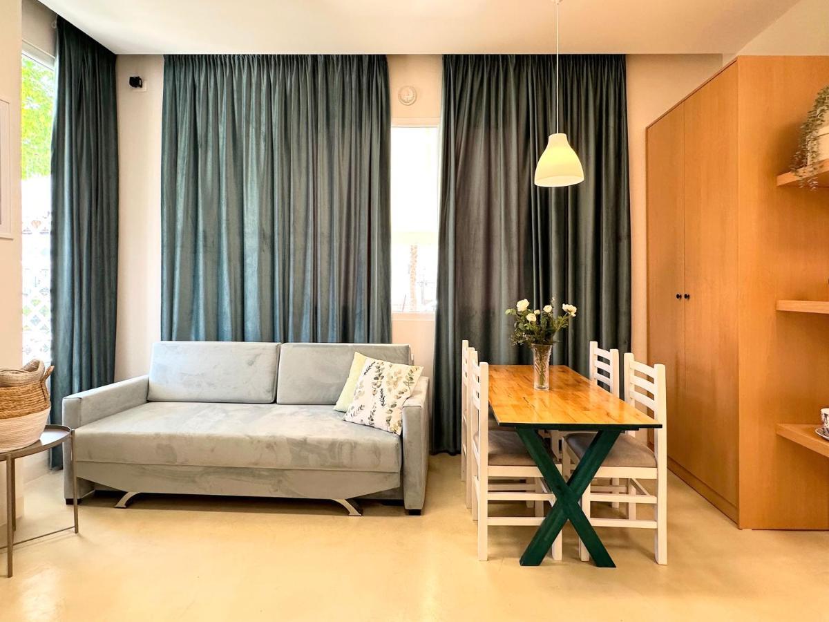 13 Eur For Monthly Stay - Home By The Sea - Hbs ゴーレム エクステリア 写真