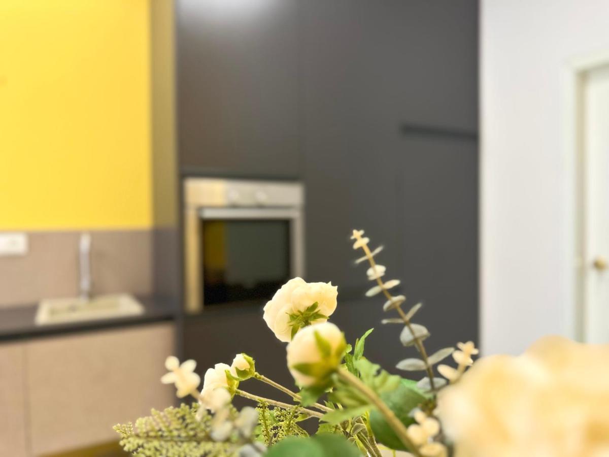 13 Eur For Monthly Stay - Home By The Sea - Hbs ゴーレム エクステリア 写真
