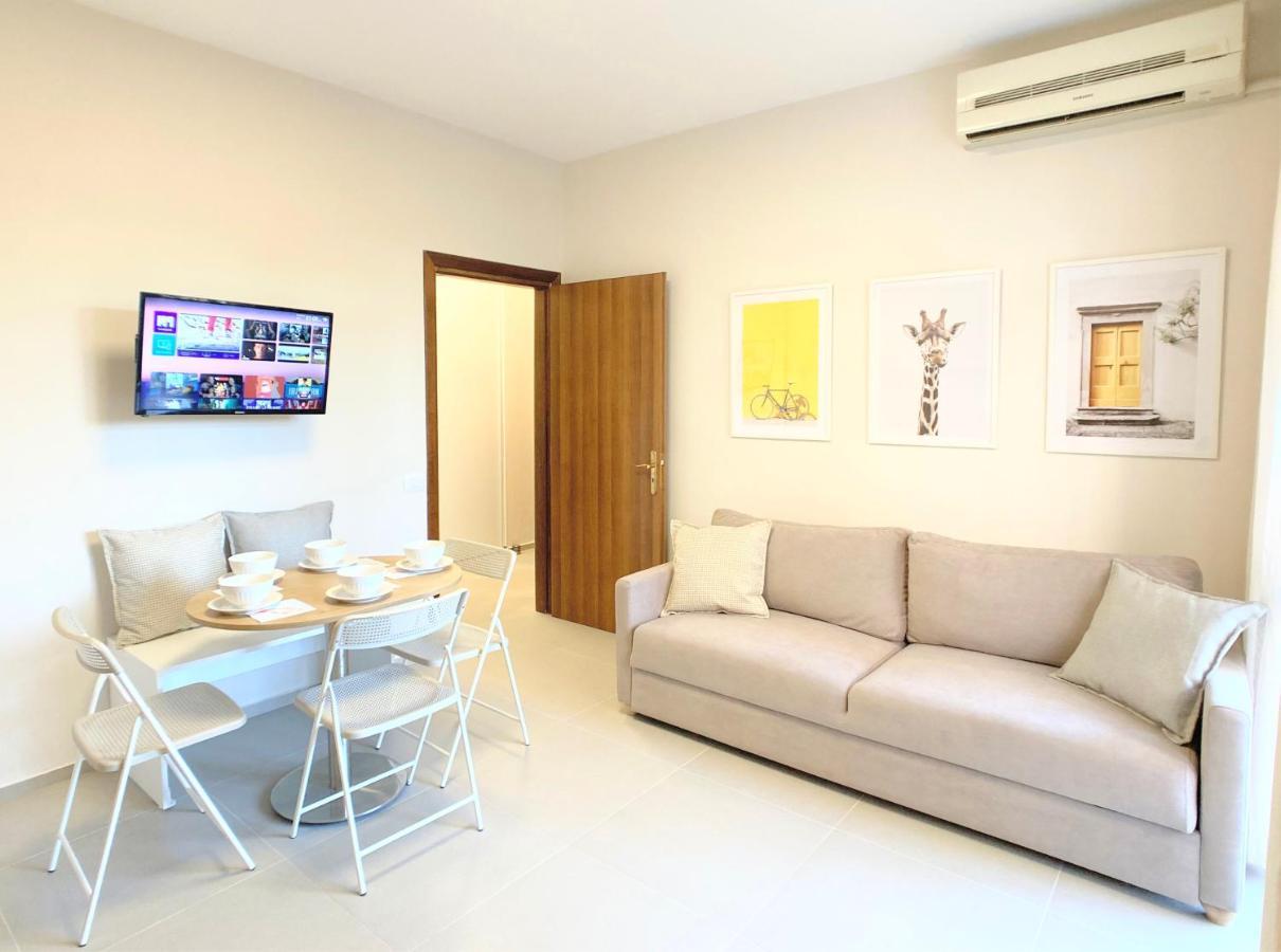 13 Eur For Monthly Stay - Home By The Sea - Hbs ゴーレム エクステリア 写真