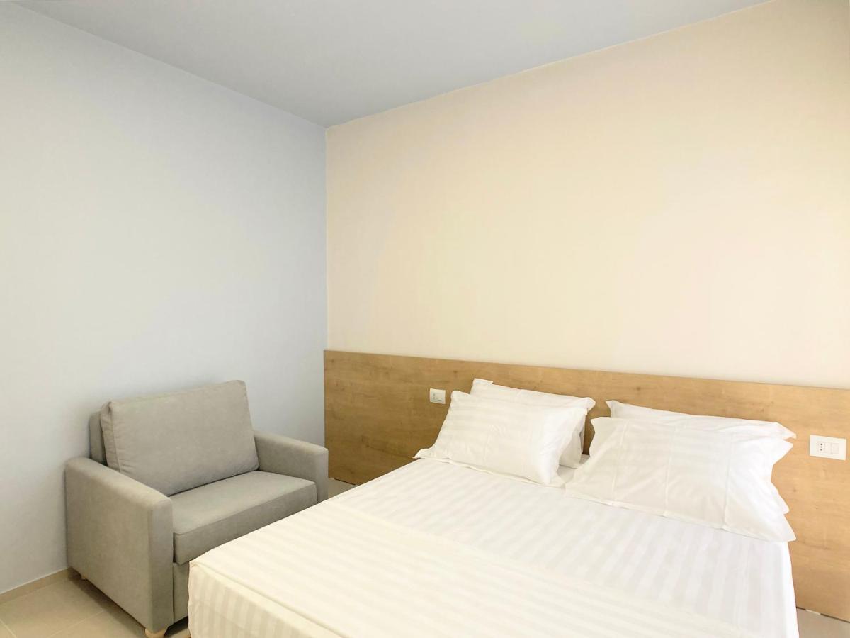 13 Eur For Monthly Stay - Home By The Sea - Hbs ゴーレム エクステリア 写真