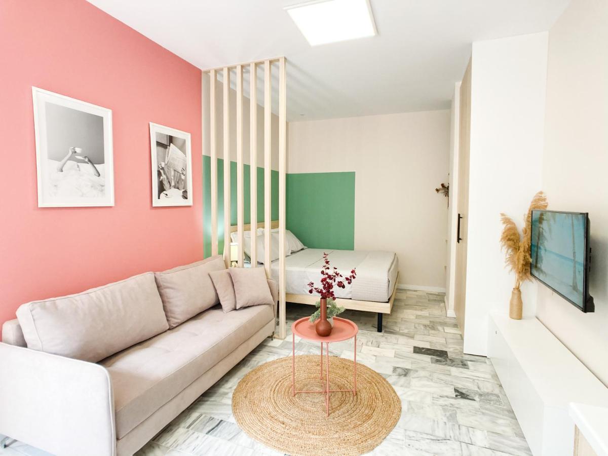 13 Eur For Monthly Stay - Home By The Sea - Hbs ゴーレム エクステリア 写真