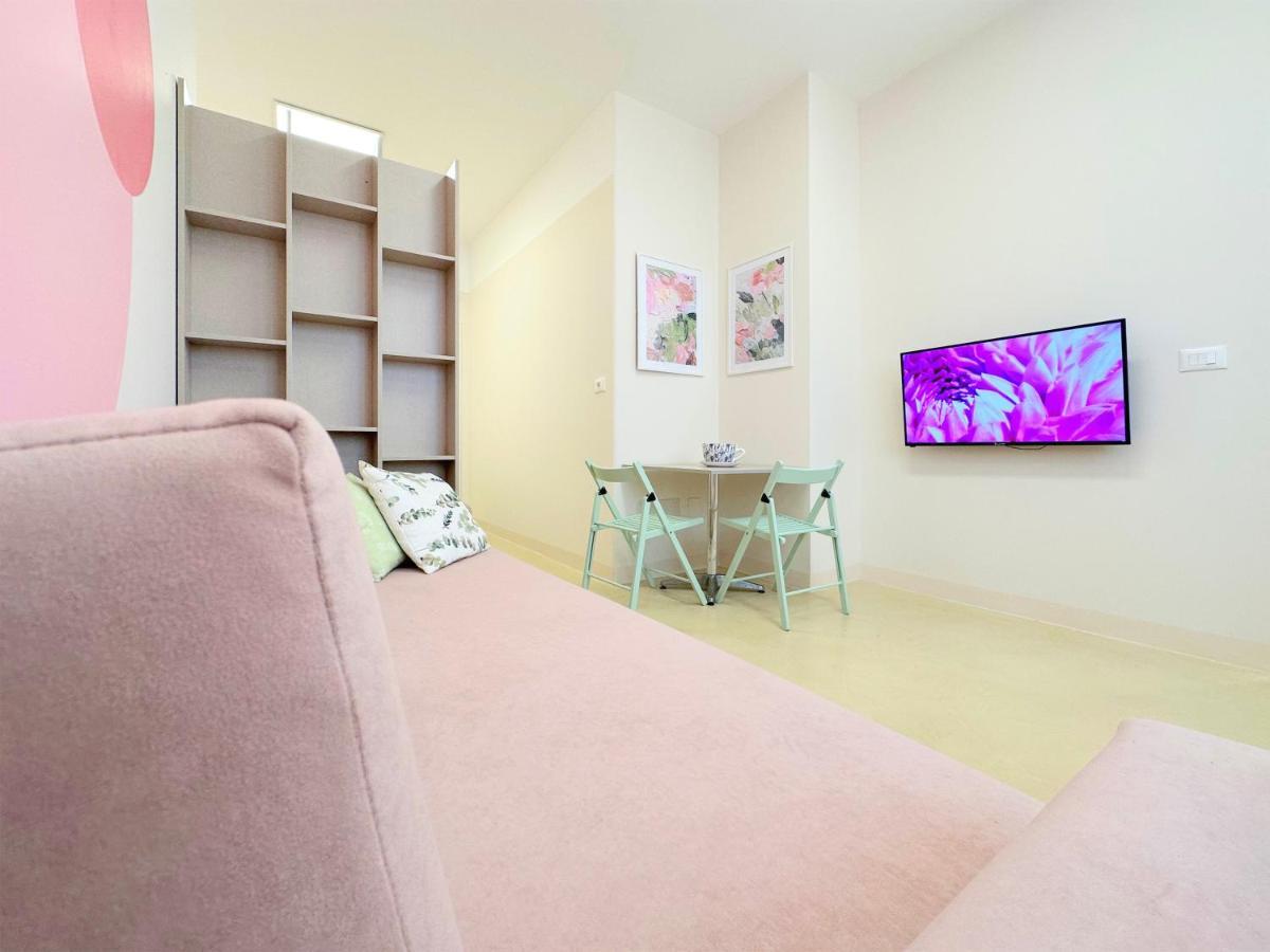 13 Eur For Monthly Stay - Home By The Sea - Hbs ゴーレム エクステリア 写真